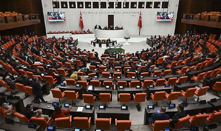 AK Parti'nin Meclis Grubu Büyüdü