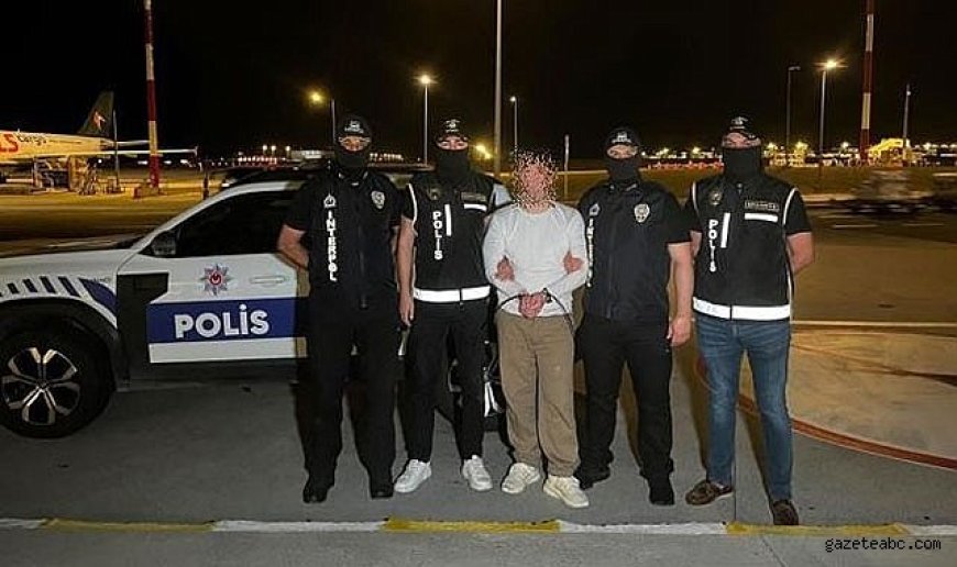 Kırmızı Bültenli Kurtuluş Türkiye'de