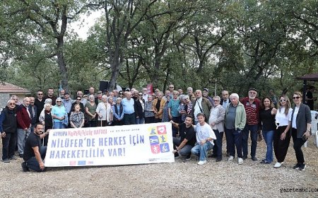 Huzurevi sakinleri yaza şarkılar ve danslarla veda etti