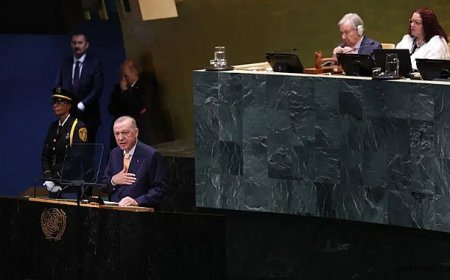 Netanyahu BM'de Boş Salona Konuştu Türkiye'den Tokat Gibi Yanıt Geldi