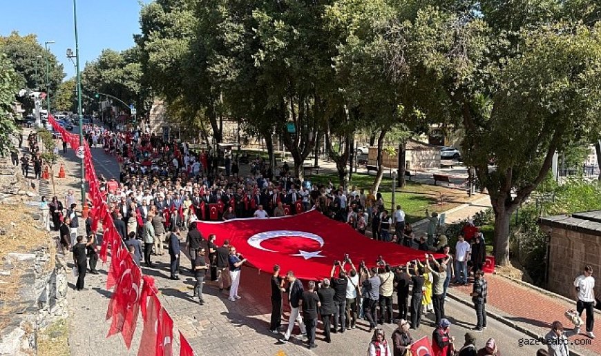 Bursa’nın kurtuluşunun 104. yılı coşkuyla kutlandı