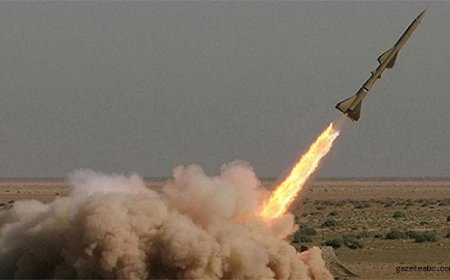 Yemen’de Askeri Kampa Füze Saldırısı