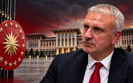 Cumhurbaşkanı Başdanışmanı görevinden ayrıldı