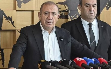 Gürsel Tekin’den yeni partiye tepki