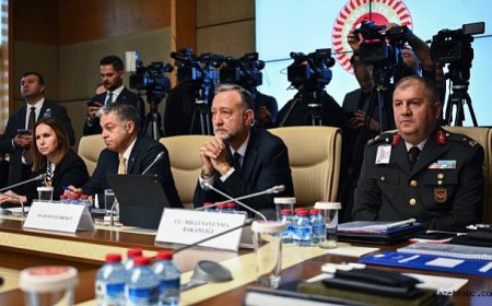 Mekke Savunma Anlaşması Komisyon’dan Geçti