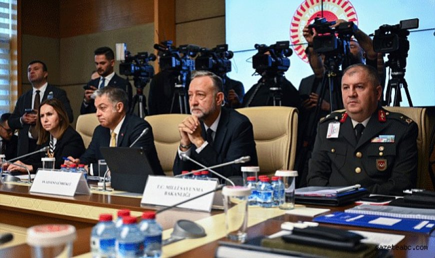 Mekke Savunma Anlaşması Komisyon’dan Geçti