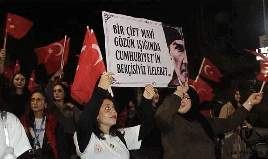 Siyasilerden 29 Ekim mesajları